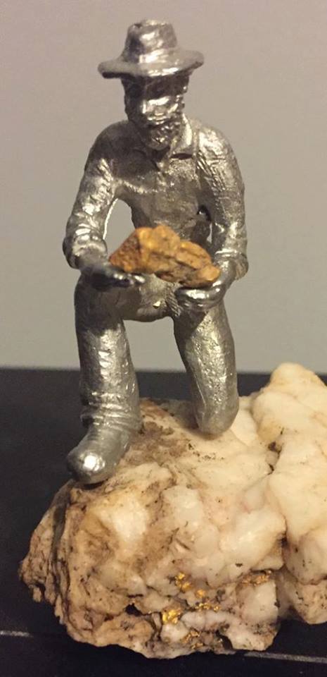 25507644_1974087469526669_5738504504818915318_n